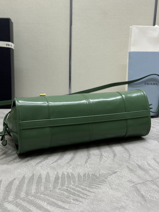0img_004.jpg