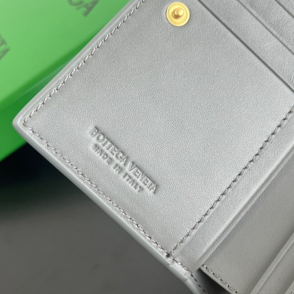 0img_008.jpg