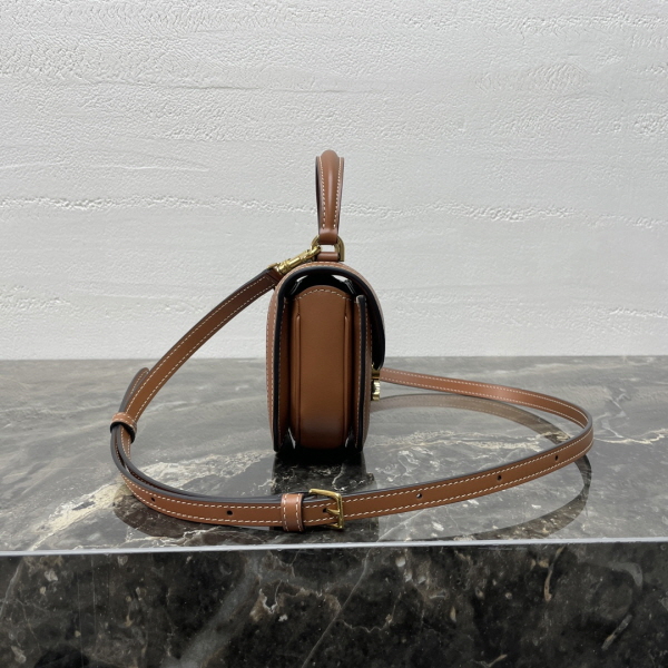 00img_003.jpg