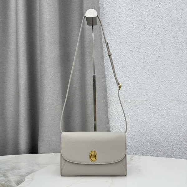 00img_001.jpg